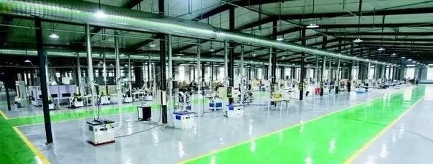 我市涌現(xiàn)一批網(wǎng)售千萬(wàn)級(jí)、億級(jí)店鋪和&ldquo;互聯(lián)網(wǎng)+&rdquo;新型企業(yè)